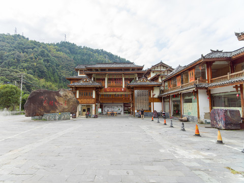 龙脊梯田风景名区鸡血玉博物馆