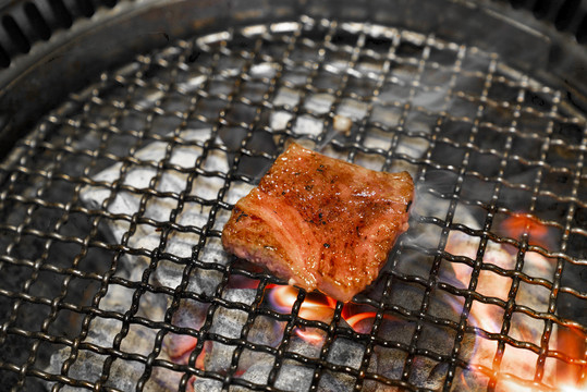 日式烧肉韩国烤肉和牛肉