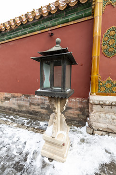 雪中的北京故宫宫灯