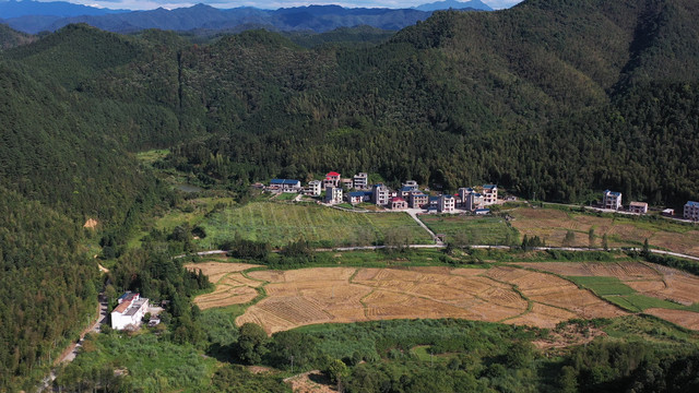 航拍江西永新九陇山