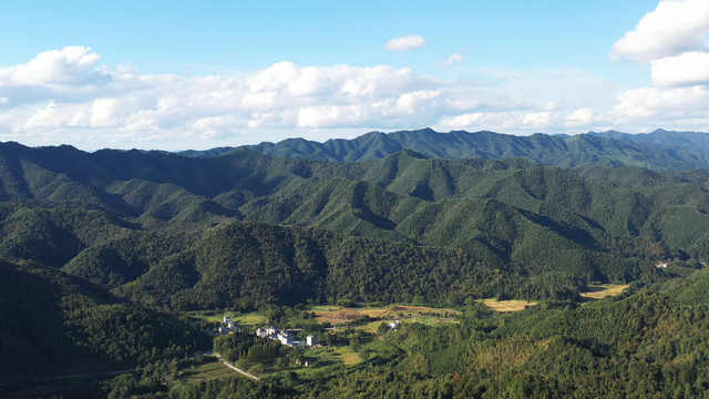 航拍江西永新九陇山