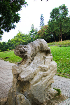 十二生肖雕像虎