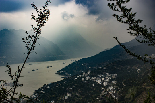 烟雨三峡