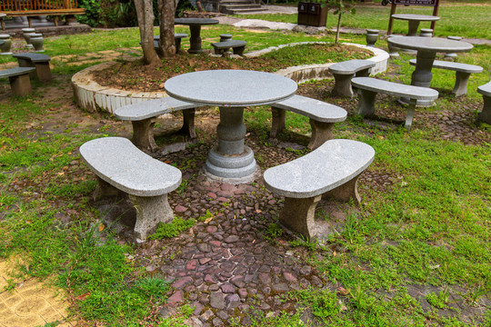 桂平龙潭国家森林公园石桌凳