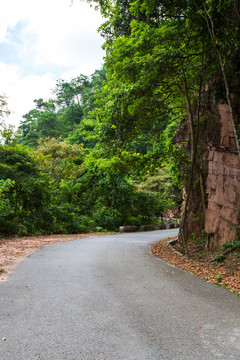 桂平龙潭国家森林公园盘山公路