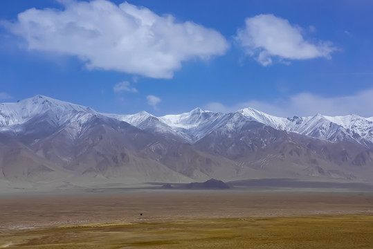 新疆阿尔金山