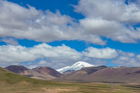 西藏唐古拉山