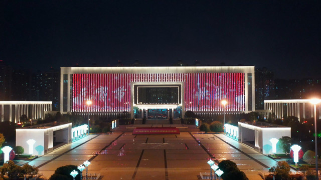 航拍江西省吉安市行政中心夜景