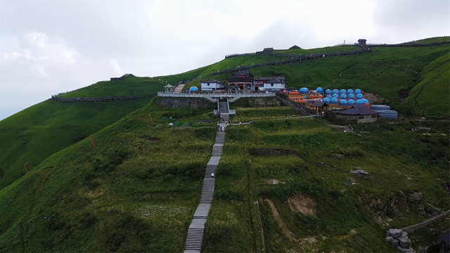 航拍江西武功山旅游风景区风光