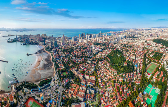 航拍青岛城市海岸线建筑景观全景