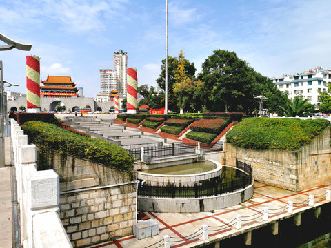 南城门广场潇湘河