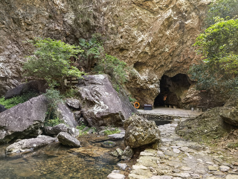 乐清市雁荡山三折瀑景区