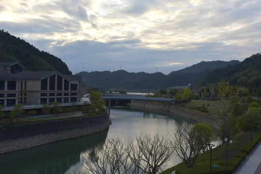 千岛湖高铁小镇