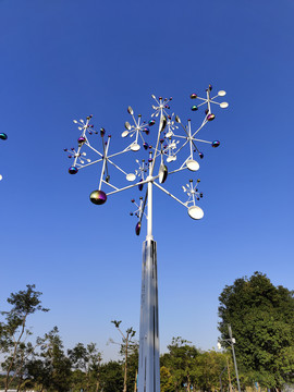 公园艺术风车