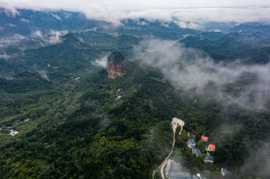 麦积山石窟