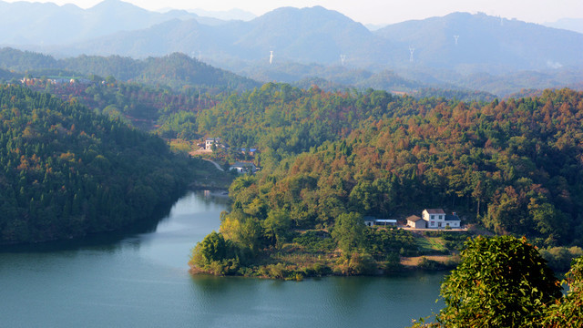 清江白鸭垴风景