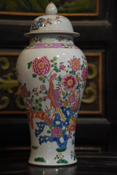 传统花瓶