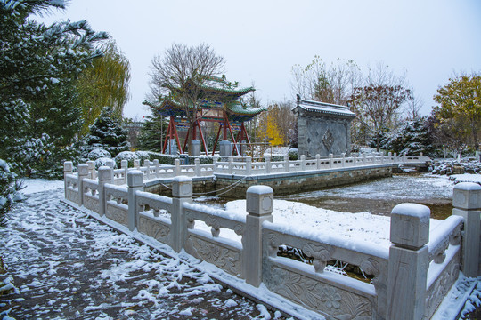 北京园博园太原园雪景