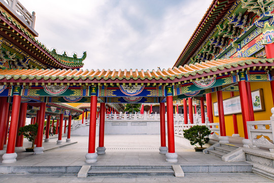 阳江东平飞龙寺