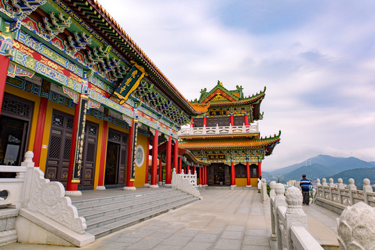 阳江东平飞龙寺