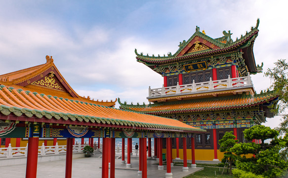 阳江东平飞龙寺