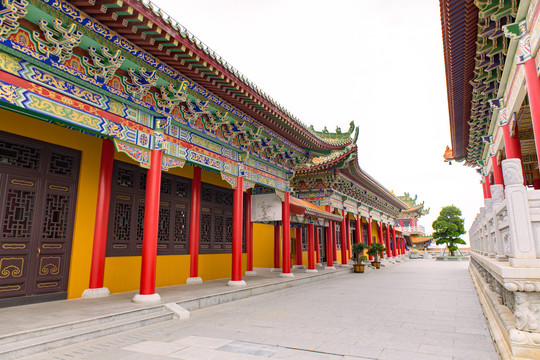 阳江东平飞龙寺