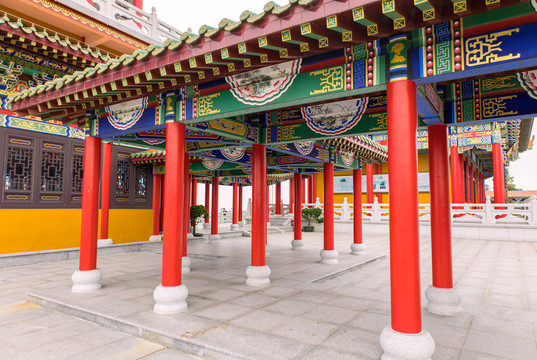 阳江东平飞龙寺