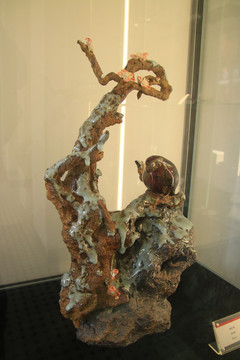 树干雕塑