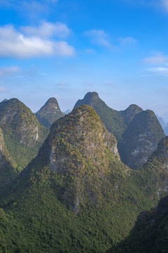 蔚蓝天空蓝天白云群山