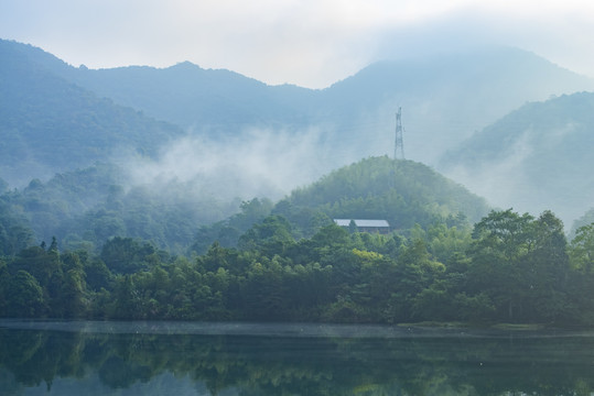 青山绿水远山高山水面湖面