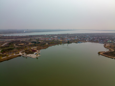 航拍济南龙湖湿地