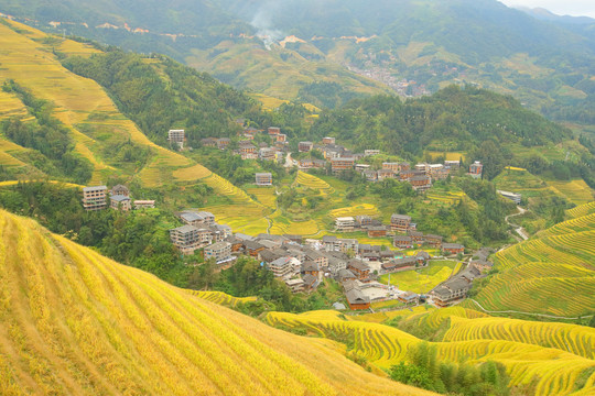 广西龙胜龙脊梯田风光