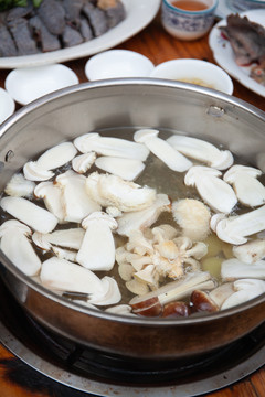 菌菇汤底