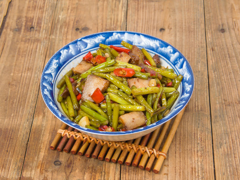 蒜苗炒臘肉