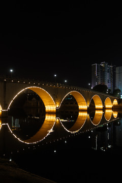 网红桥夜景