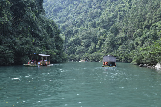 小七孔风景区碧水