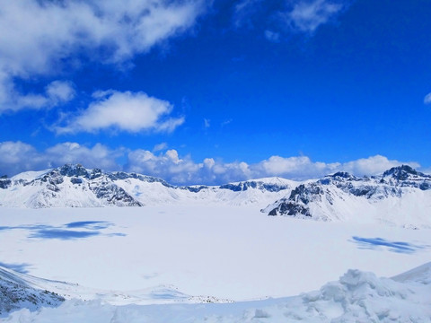 长白山天池雪景