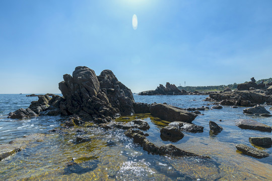 青岛海景大海与礁石