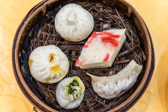 江苏扬州的传统著名小吃千层油糕