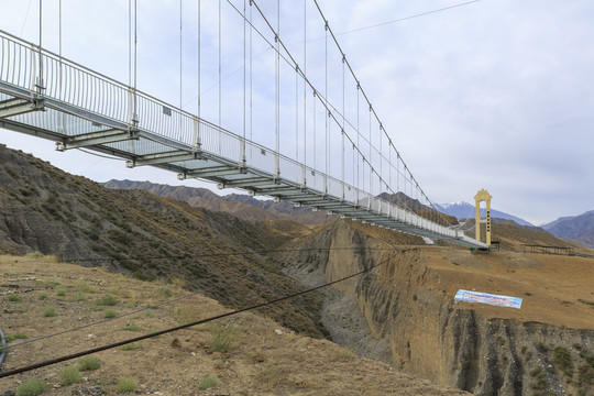 新疆独山子大峡谷