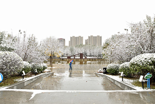 河北省石家庄裕华区东环公园雪景