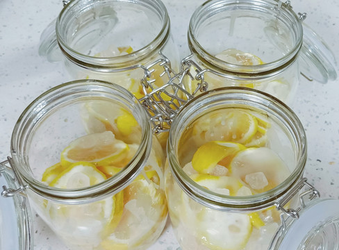 玻璃瓶冰糖蜂蜜柠檬