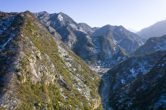 秦岭山