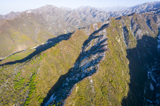 秦岭初雪