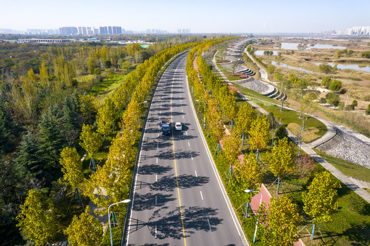 河堤路