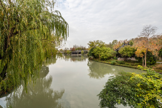 扬州瘦西湖风景区的徐园桃花坞