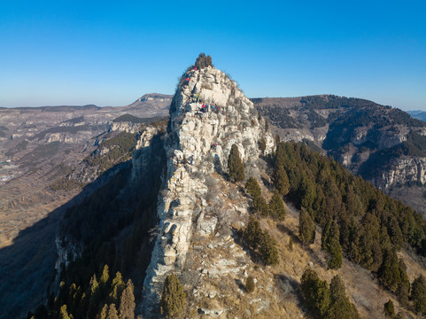 航拍济南南部山区的陡峭山峰