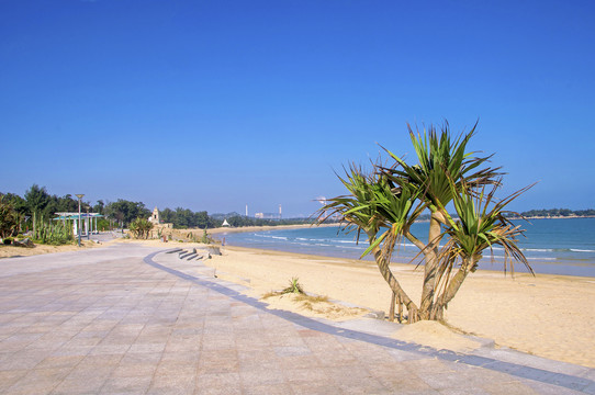 石狮红塔湾海岸公园景色