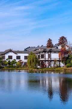 秋天中国扬州大明寺风景区