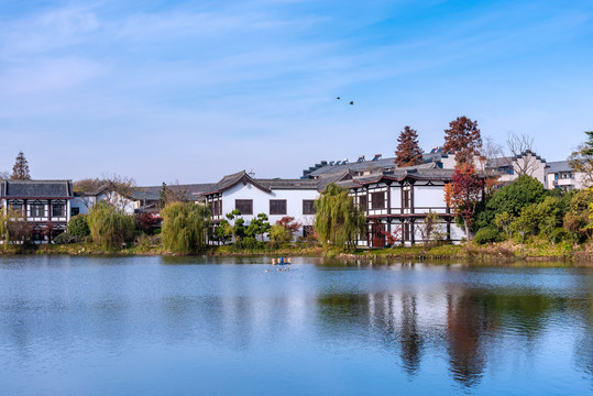 秋天中国扬州大明寺风景区